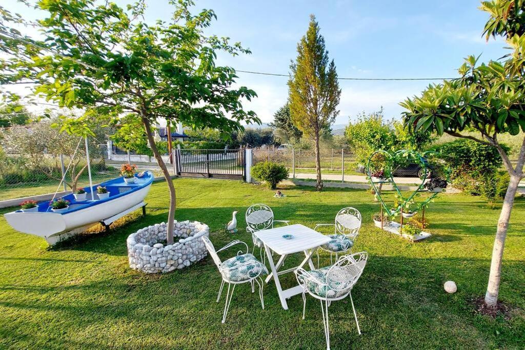 Mom'S Seaside Home Karianí Exterior foto